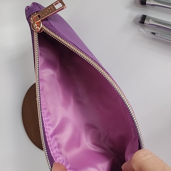 LUXIE FLORALS BRUSH SET - 5 Piece Set - Picture 10 of 12